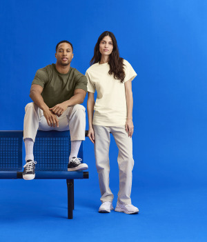 H000 Hammer Adult T-shirt 100.09